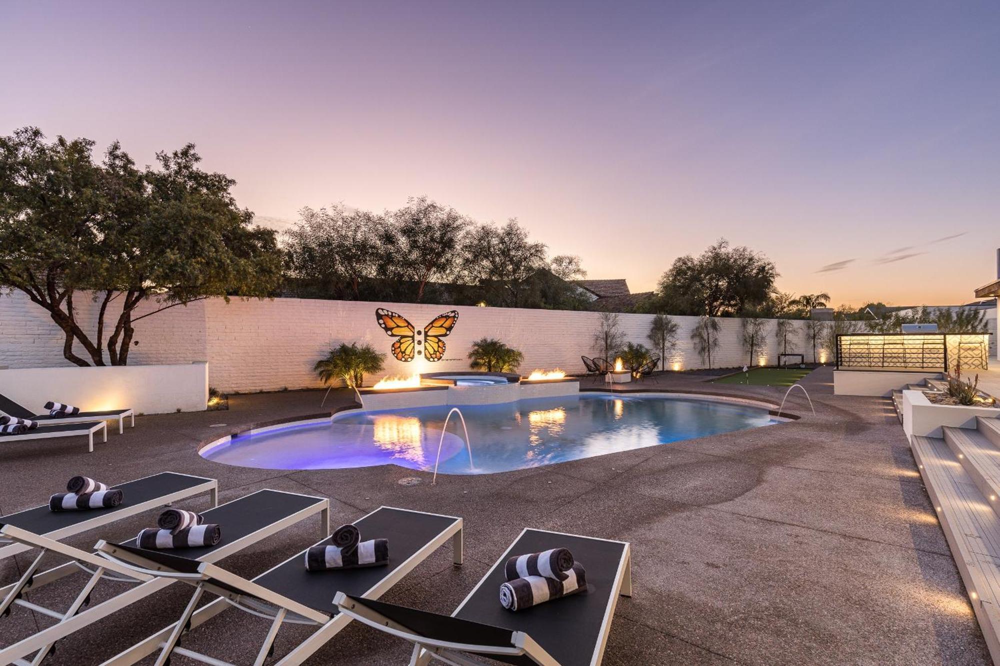 Luxury Micro-Resort, Theater, Sauna, Heated Pool Phoenix Exterior foto